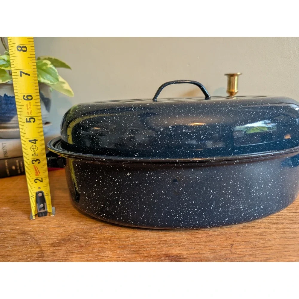 Vintage USA Blue Speckled Enamelware Oval Roasting Pan with Lid Granite Ware